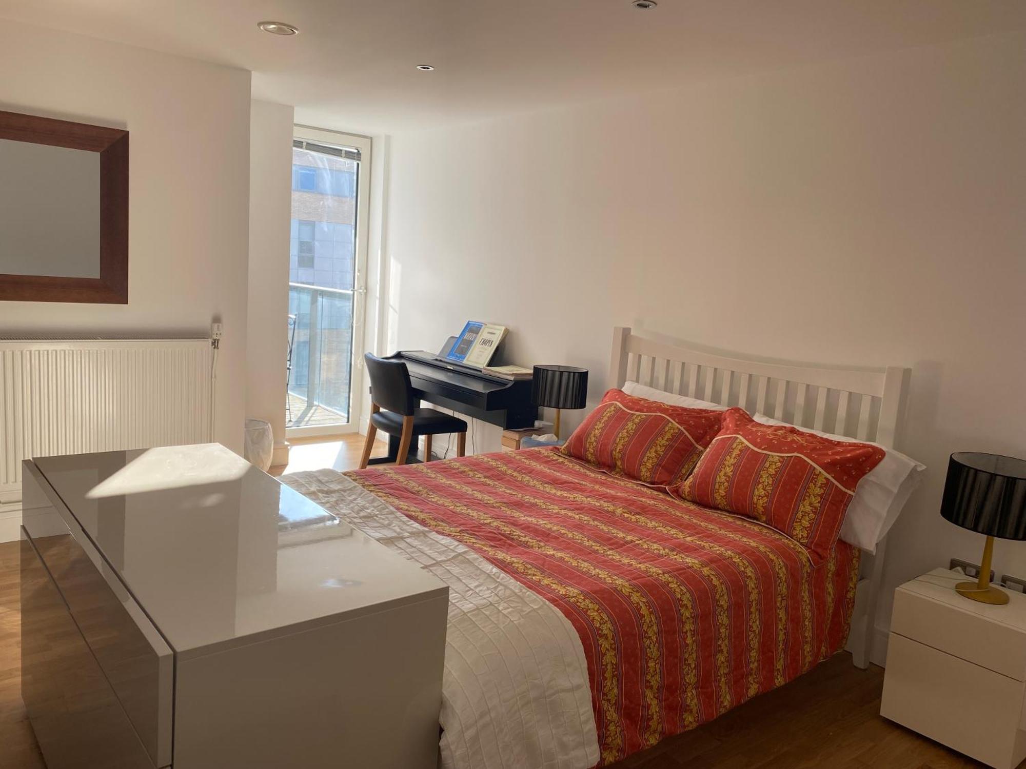 River View Spacious * Londra
