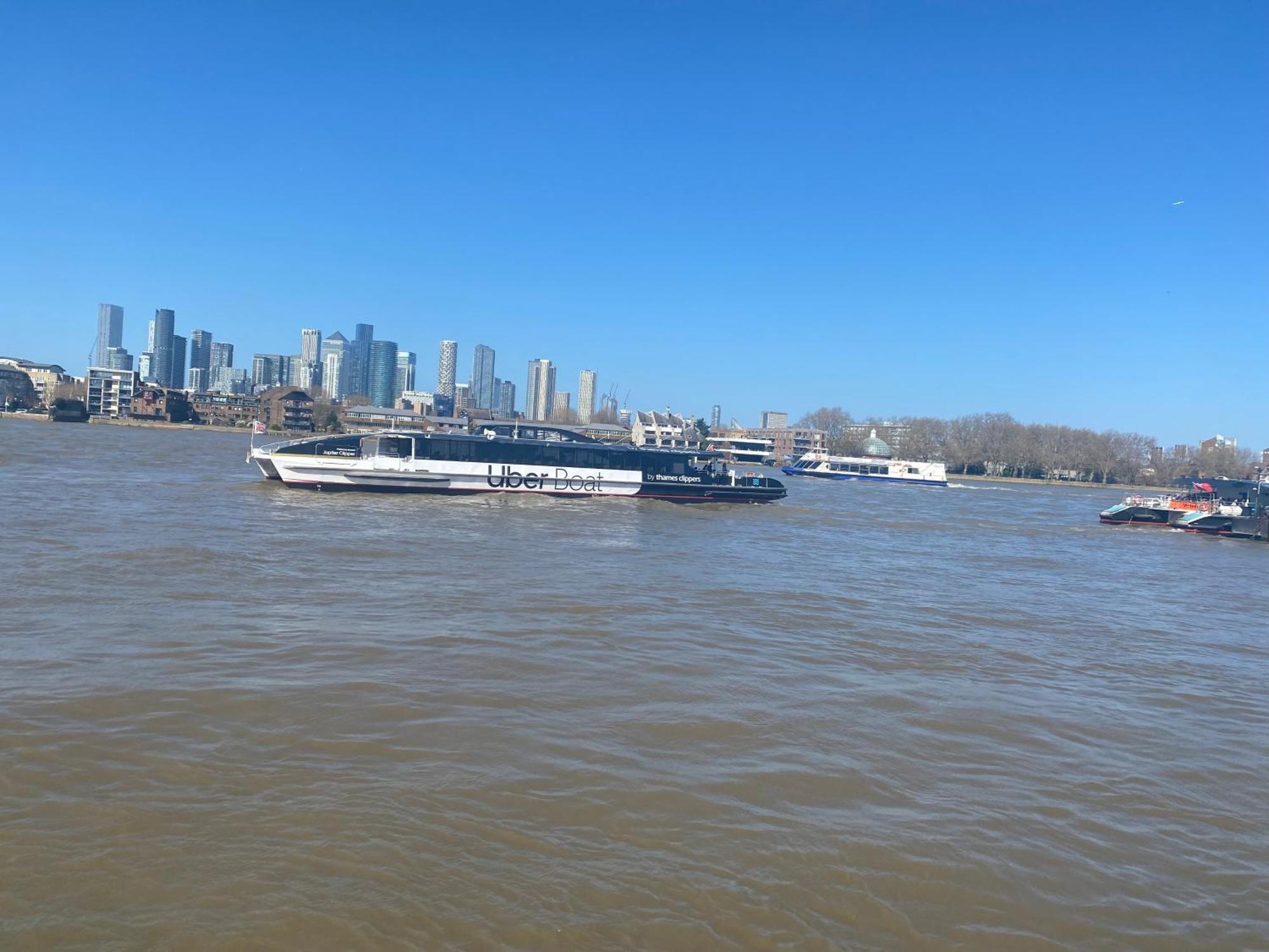 River View Spacious Appartamento Londra